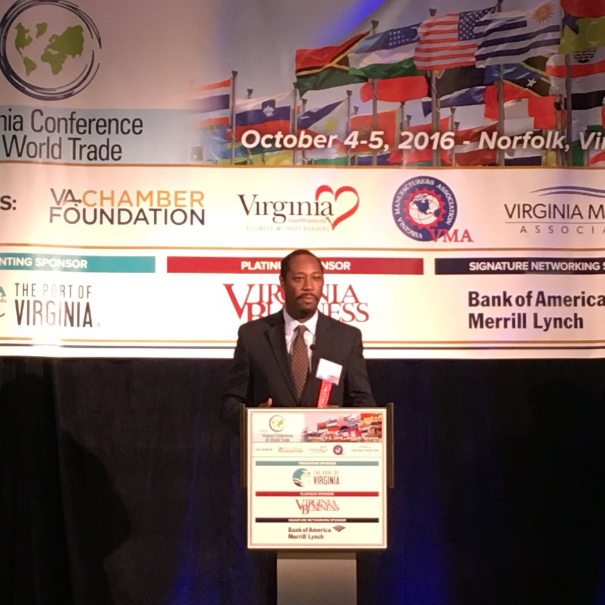 KellySpraker's tweet photo. Great 2 have @antwaun_griffin discuss ops 4 #VABiz 68th #VCWT @VirginiaExports @VAChamber @VAMaritime @VAManufacturers #VAExports #GoGlobal https://t.co/FEwTL6uswr