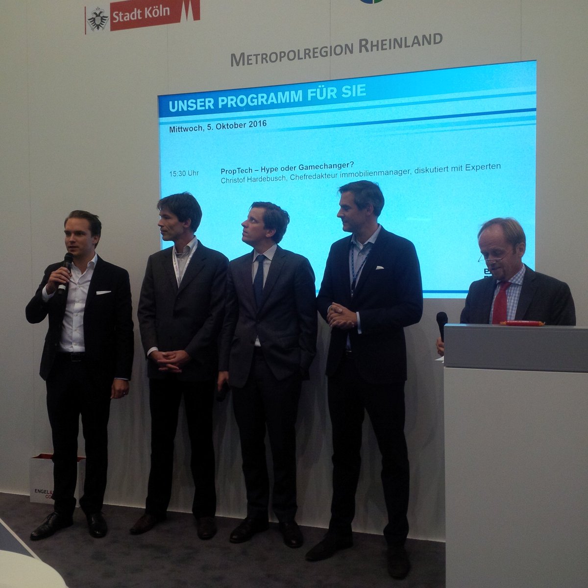 GPTI_de's tweet photo. Our members discussing #PropTech and it's future impact @immomanager @ZINSLAND @Maklaro_de @PropTechBooster @timum https://t.co/BGcxdFWCyD