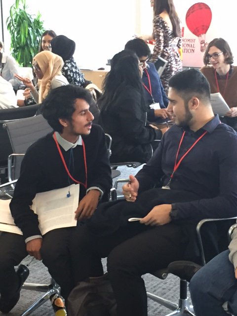 VHSchool's tweet photo. Students discuss ideas in response to important social, political and economic issues at the #PolicyLeague https://t.co/pkUI3LE194