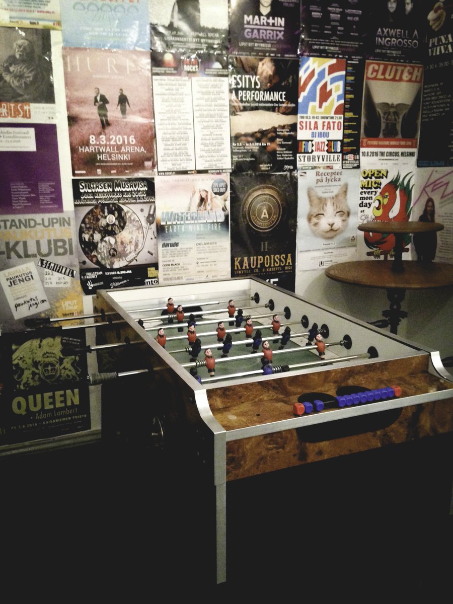 winkhelsinki's tweet photo. Kaipaatko jännitystä keskiviikkoosi? Haasta ystäväsi foosball-otteluun! Tämä yksilö löytyy Tenho Restobarista Helsinginkadulta #MyHelsinki https://t.co/Em8CJRt5s2