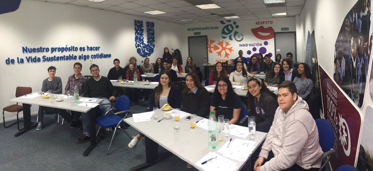 DESEMJA_'s tweet image. 25 voluntarios de @DESEM_Uruguay  se sumarán al #DoveDay 2016 de @Dove_UY. ¡Felicitaciones por ese compromiso!