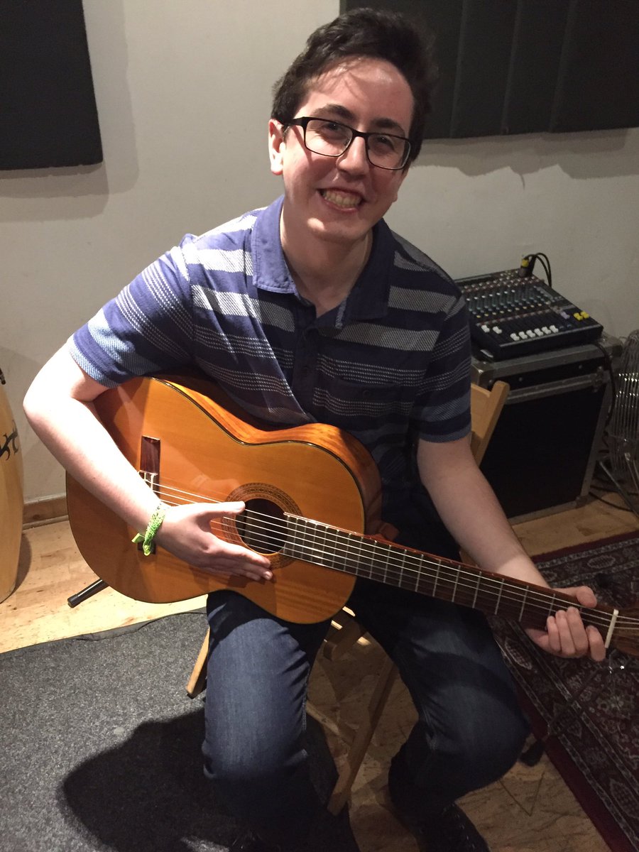 enucccgreen's tweet photo. Students of many talents at @bananarowmusic #enuccc @ArtsEdNapier @EdinburghNapier https://t.co/9uPd6DXSqm