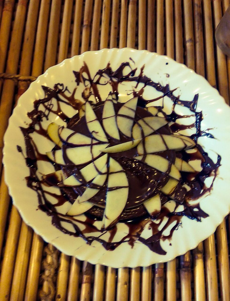 Tasty food at cheap rates! #Delhi #delhifood #indianfood #foodreview #foodblog #foodie thetadkameter2016.wordpress.com/2016/10/05/bak…