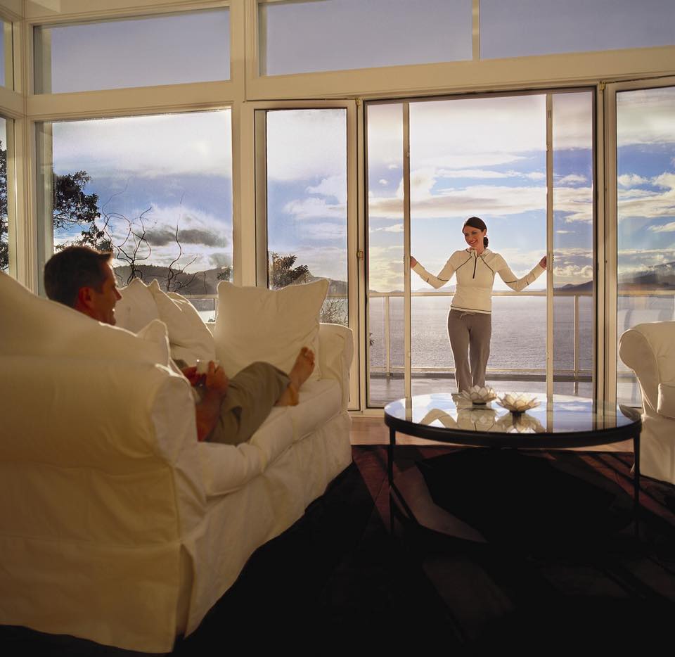 retractablesolu's tweet photo. Retractable Screens for Double French doors or any single door on your home! Why blur your view when you're not using your screen? @SomfyUS https://t.co/Csa4BlsebP