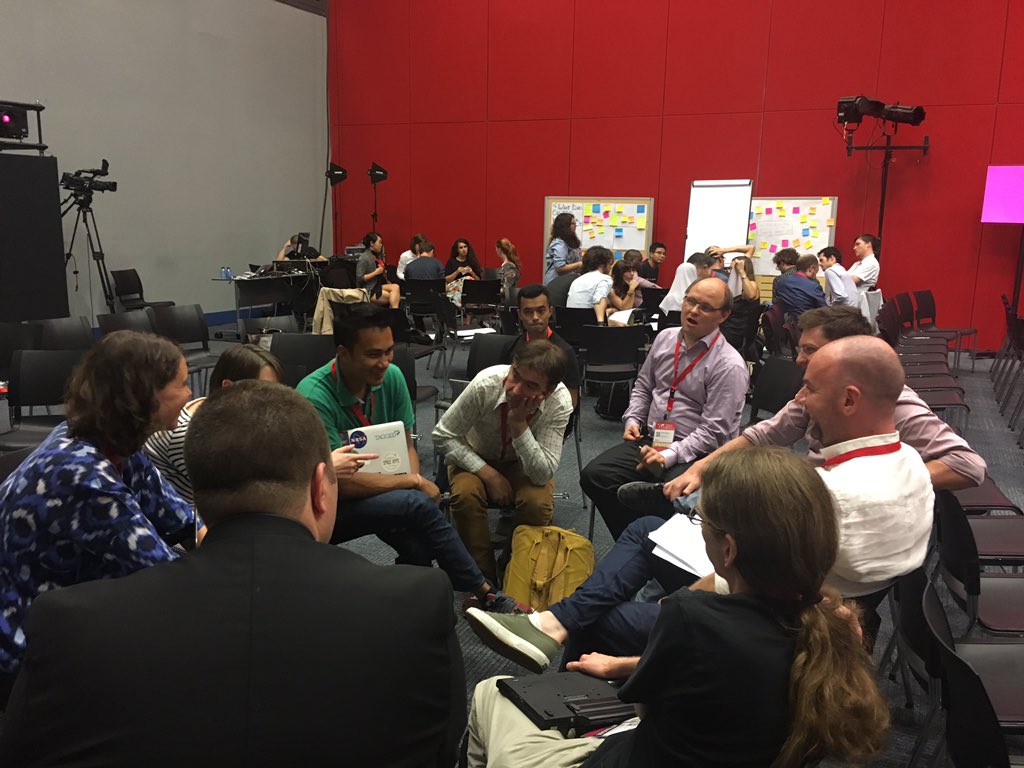 isiAfrica's tweet photo. Two hours of serious discussion coming to an end at #iodc16 standards day https://t.co/2uKlwJGp5M