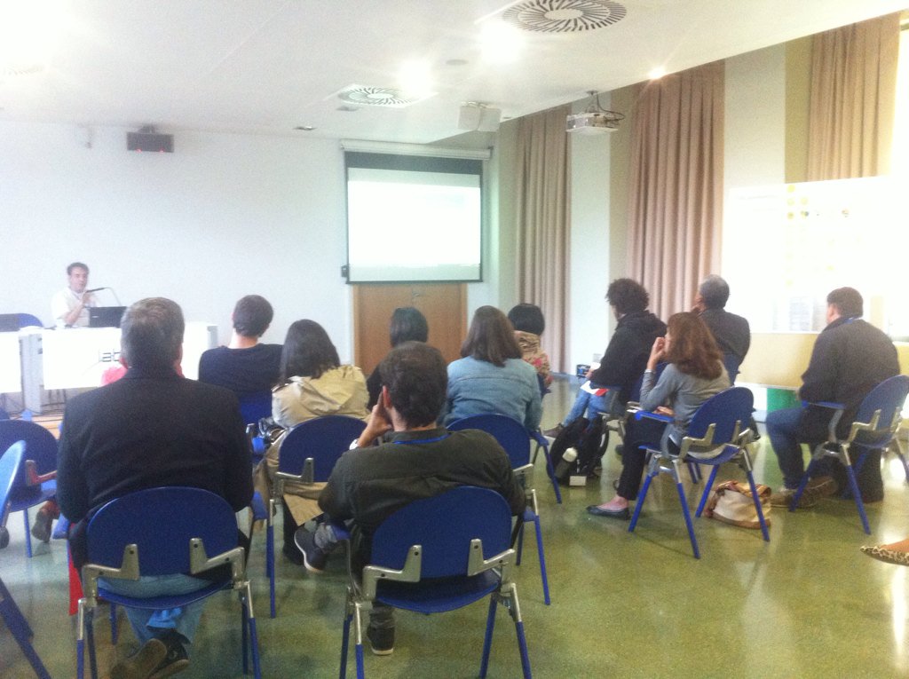 Enrique Larive presenta #SevLab y <a href="/AndTransversal/">AndalucíaTransversal</a> en las jornadas Incuna 2016 <a href="/somos_incuna/">INCUNA</a>