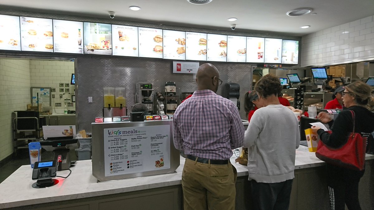 clickflickca's tweet photo. I was very impressed with the 'customer service' &amp; experience at @ChickfilA Interesting to showcase calorie counts on menu options. #ClickLA https://t.co/viMaQjccPp