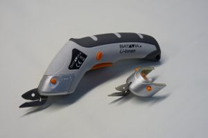DiscoverUphols3's tweet photo. Get carried away with our new rechargeable cordless cutter - https://t.co/9tlIWTijcD https://t.co/YZKHLszdLz