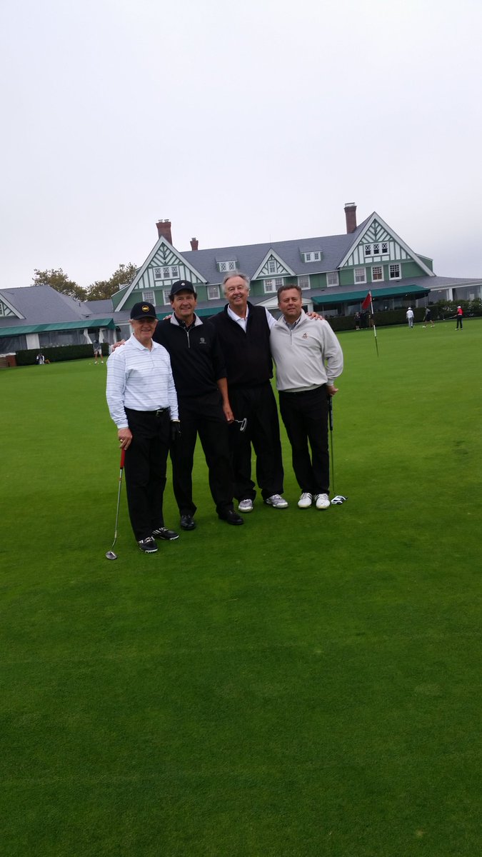 DukeoftheDesert's tweet photo. Was fortunate to be able to play Oakmont,  wish I could have brought a golf game to match up with this great track. https://t.co/pujnDJOTbx