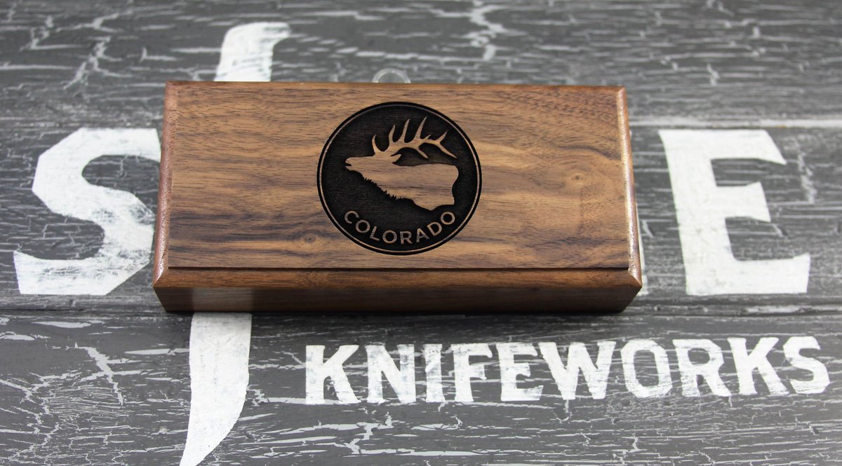 StoneKnifeworks's tweet photo. I really like the look of our customized Moore Maker Colorado Trapper. https://t.co/C3cj0dx6Zu #StoneKnifeworks #Colorado #Elk #MooreMaker https://t.co/MCwwOqmJIS