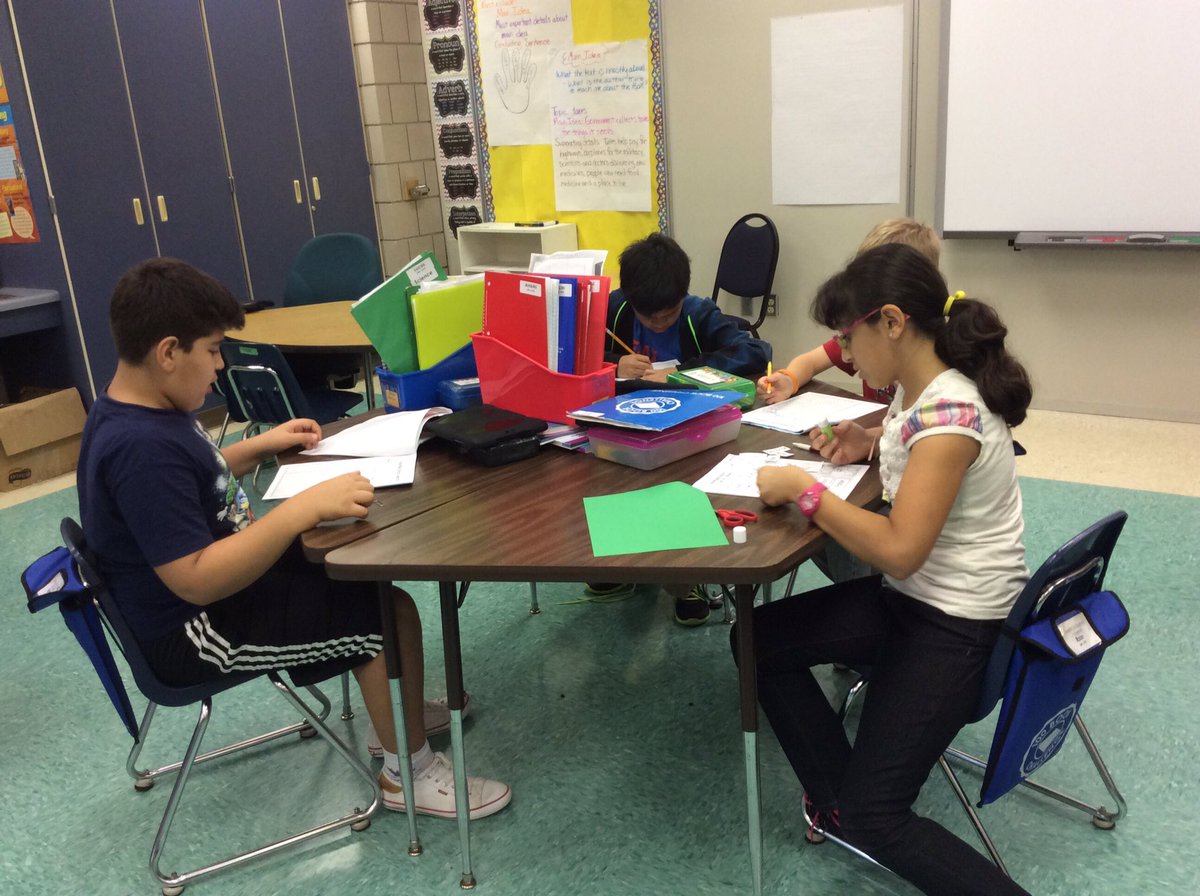HH_Humanities's tweet photo. Individualized learning!  Fitting lots of learning into our half day! #Gagegators #happyclassrooms https://t.co/ULctkdGlTh