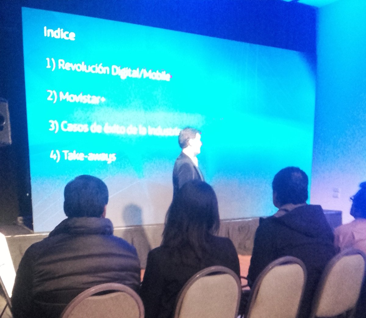 MATYADOR1985's tweet photo. #Etecno2016 de cerca. Terminando una gran jornada https://t.co/h0U0orQPZ3
