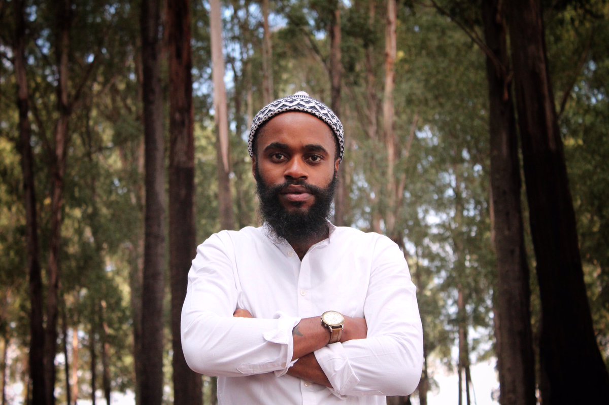 HussainvanRoos's tweet photo. White || Trekking home, stopped in Nelspruit for some snaps 📷 @mamakashaka 

#colorsOfYou #iamhussain #clean #airy #bright #forest #clinical https://t.co/pHkNKvqKRx