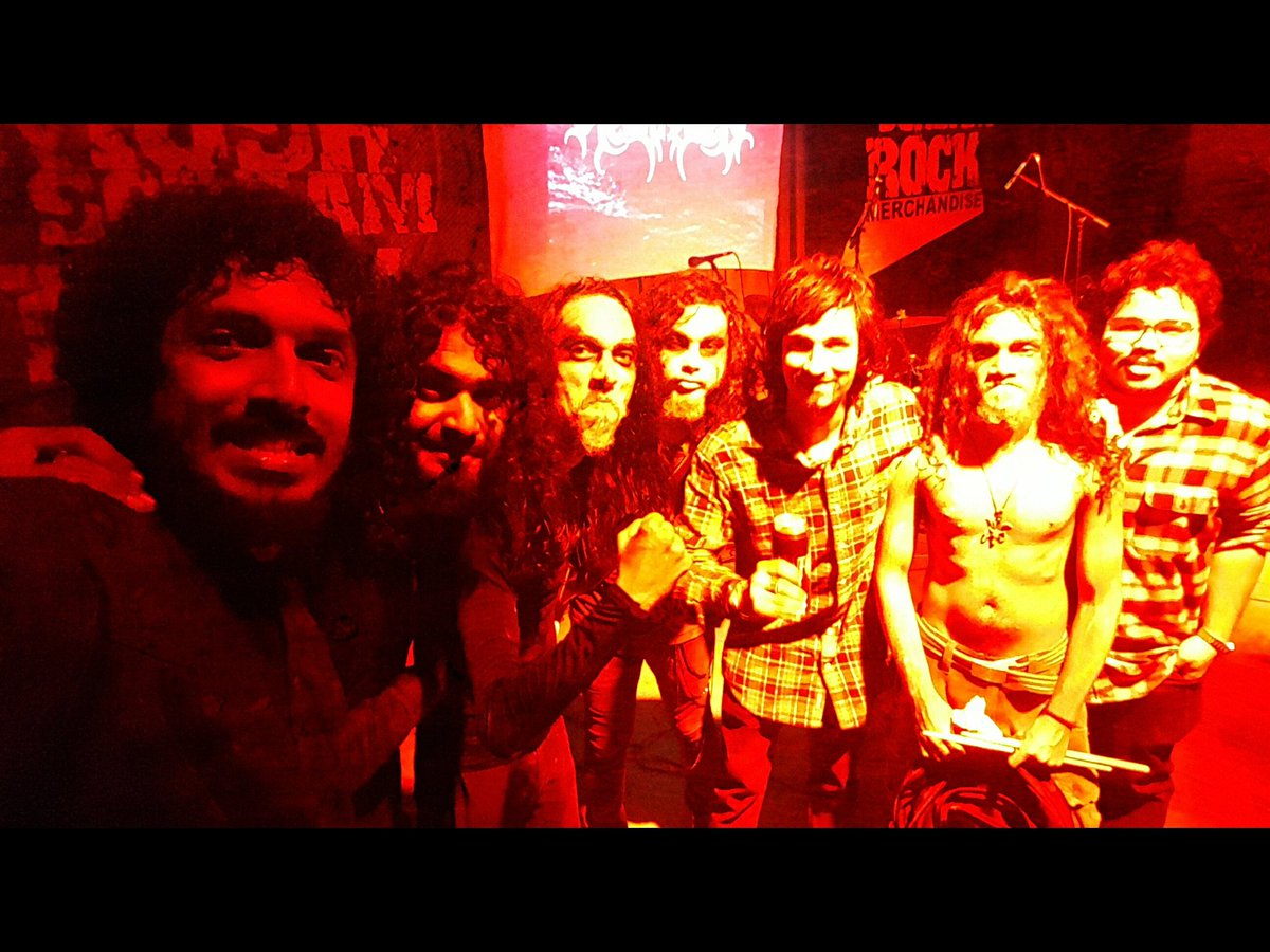 SQMSquall's tweet photo. With the Local Metal Band HellBrood! Live @Colombo https://t.co/9xoylrDeFv