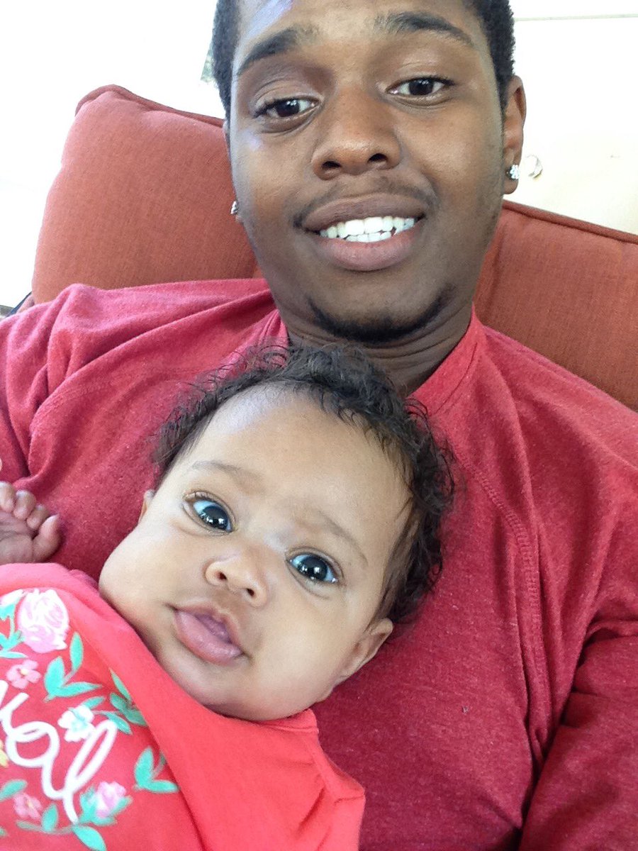 PL8__'s tweet photo. I love my little niece Young Dallas Lee https://t.co/jVi5UHwklu