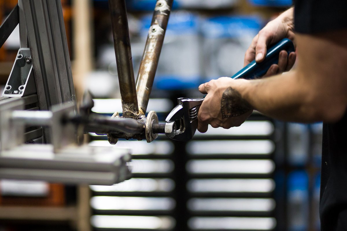 AutumnFrame's tweet image. Its worth remembering that your jig fittings get hot after brazing. The amount of times I have grabbed these with bare hands! #HotThings