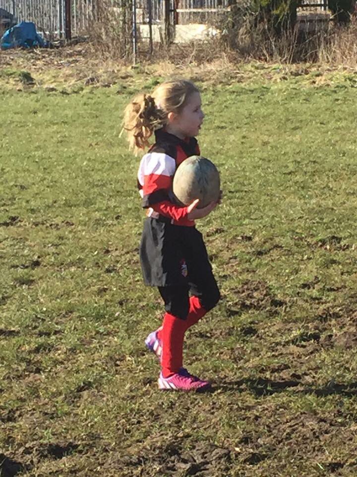 stars_clare's tweet photo. @GlasgowWarriors #WSW16 Grace plays for Stirling County Micros, p3 and is a bit mad on her rugby https://t.co/WdVIcNIZTf