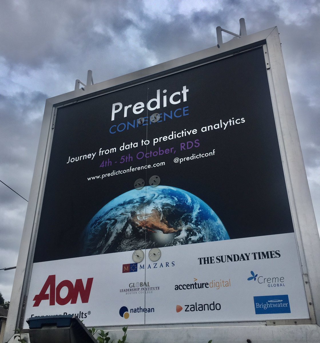 Natheanlogix's tweet photo. @predictconf winding up! Great event and huge learnings...and successful launch of Logix CS!! https://t.co/9iknmXqZ0I