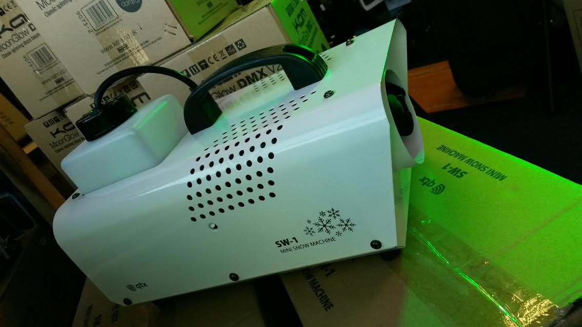 MusicGearDirect's tweet photo. It's approaching that time of year when  people feel the urgency to recreate a snow storm.Always amazes me how many of these sell every year https://t.co/rk030GhXUX