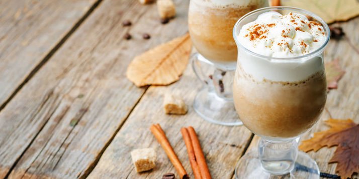 MargrietNL's tweet photo. Heerlijke koffie voor in de #herfst: #gingerbread #latte --> https://t.co/QPW6ZJcWrs https://t.co/EIjMtrpo7r
