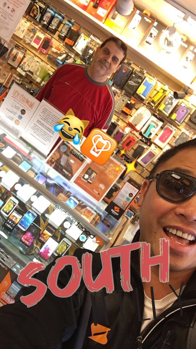 vtruongcao's tweet photo. Unlimited #Unhookd dealz going on at this #VIP dealer in #SPhilly 🎉📳✨ #WhereYouAt?! @SPG_Simonson @SMcgowan763 @MikeWodzisz @CallWatchApp https://t.co/ESBnNnTl1x