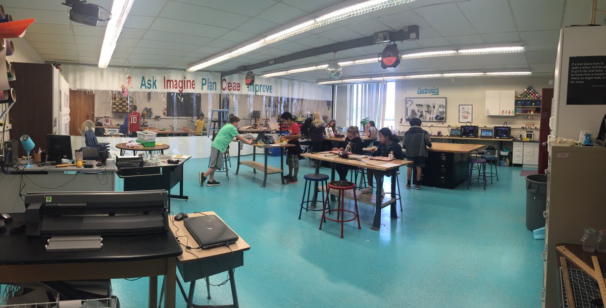 JolyLeah's tweet image. Lunchtime! #wsdvt #makered #somanyprojects #vted