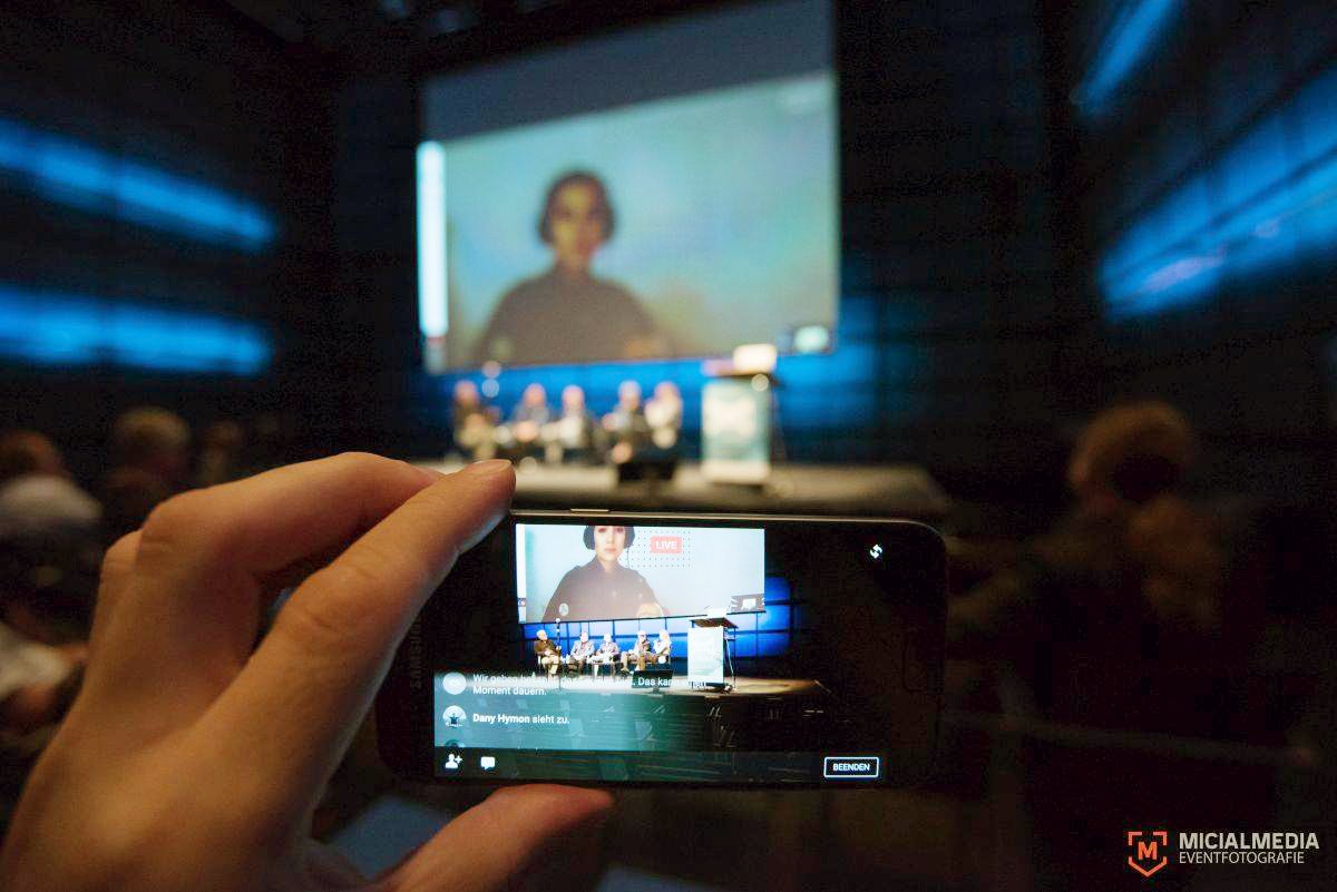 monikabielskyte's tweet image. it was an honour to share my thoughts on more open+connected future that #immersivemedia tech could support 
#BeyondConference @zkmkarlsruhe