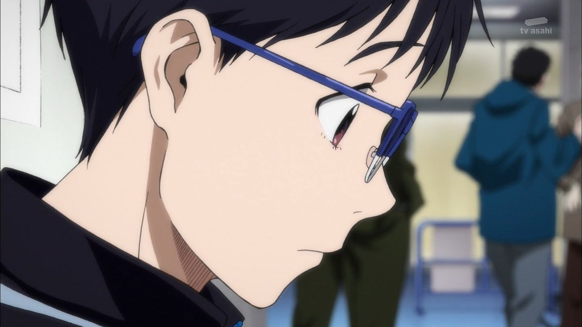 ひこる Sur Twitter 横顔でメガネのフレームが透けないアニメは名作 Yurionice