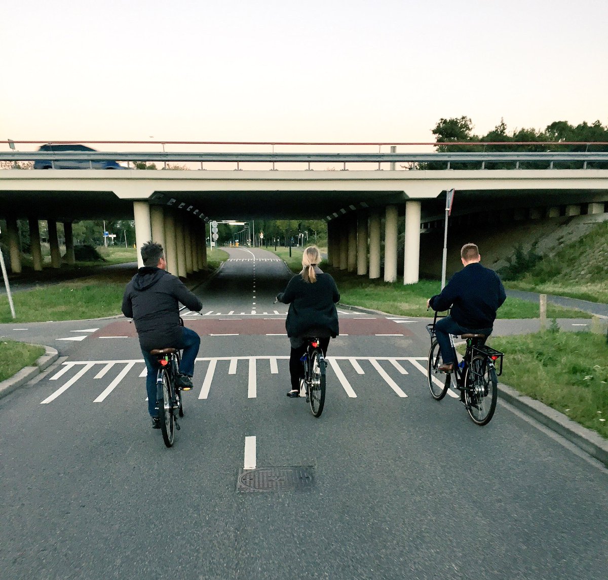 PMinkau's tweet photo. This is #sustainableseptember at @AveryDennison @AvyDenRBIS @AvyDenRFID 🚴🏻 @julievargasad https://t.co/05zY9einBz