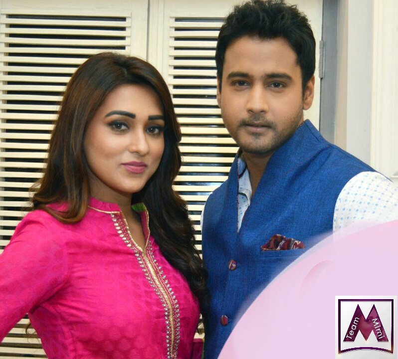 mimi_cfanclub's tweet photo. বল না রে মন , কোথায় যাবি ... কোথায় গেলে শান্তি পাবি? #Gangster7thOctober #Gangster #This_Friday with @mimichakraborty @Yash_Dasgupta https://t.co/goBqWmRlfp