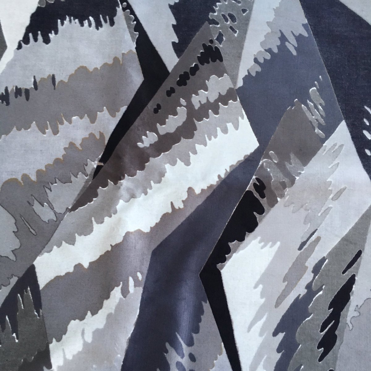 Great to be at #ShopifyRetailTour today in sunny Manchester helping us to sell more gorgeous linens velvets and wallpapers inspiring.