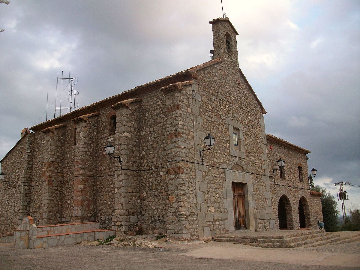AmazingCityCS's tweet photo. ¿Sabéis dónde se encuentra esta ermita? Pista: desde ella podéis ver toooda la comarca de la Plana 😃 https://t.co/oofRWENruH