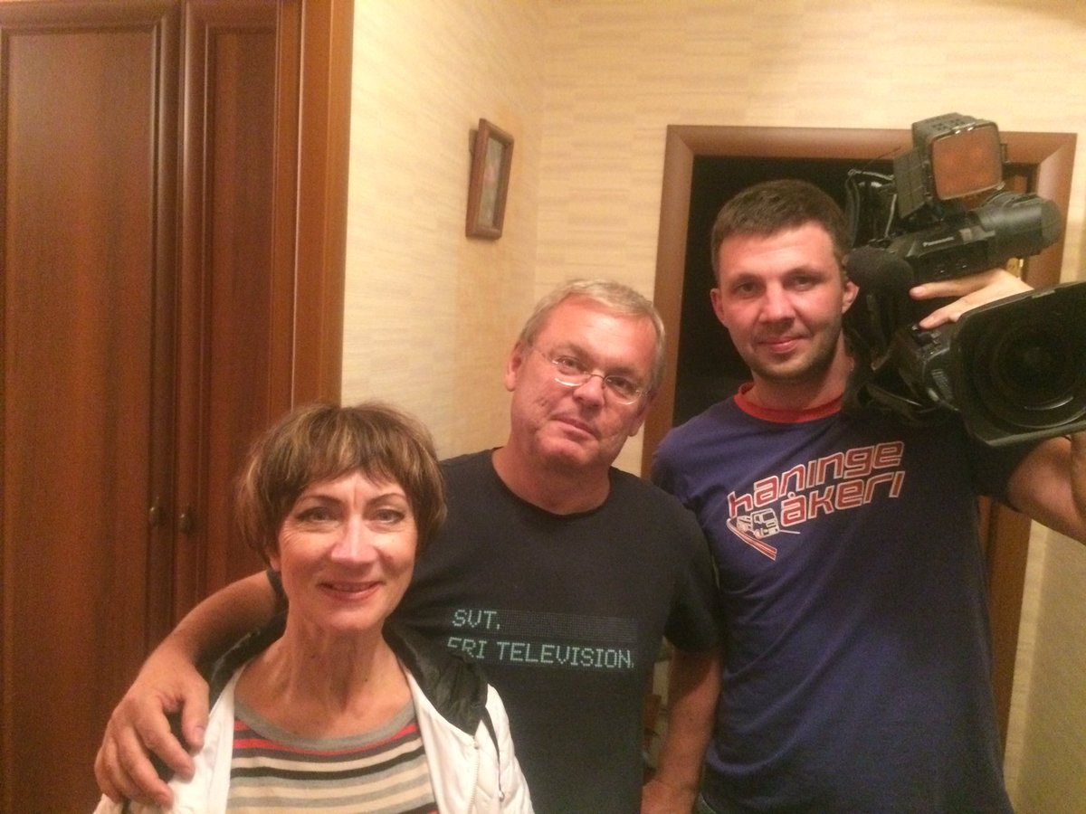 Så skönt bli påmind om alla ryssar som är tänkande, ärliga, känslosamma. Larissa - en av 70000 som mist jobbet på bilfabriken i Togliatti.