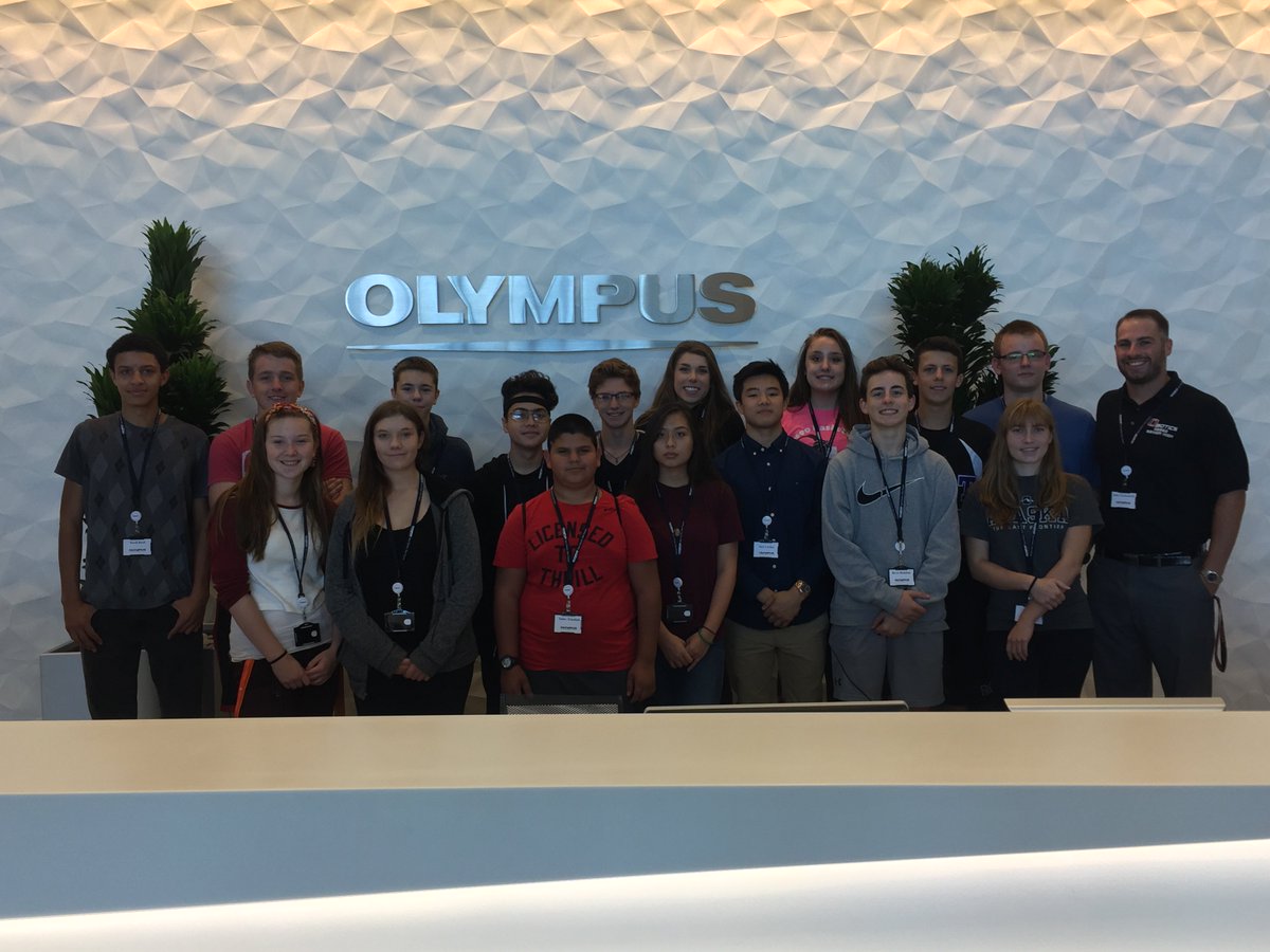 GreaterMSP's tweet image. Tour of @getolympus in Brooklyn Park by @ISD279 students was a hit! #Medtech #FutureWorkforce #MNManufacturingWeek