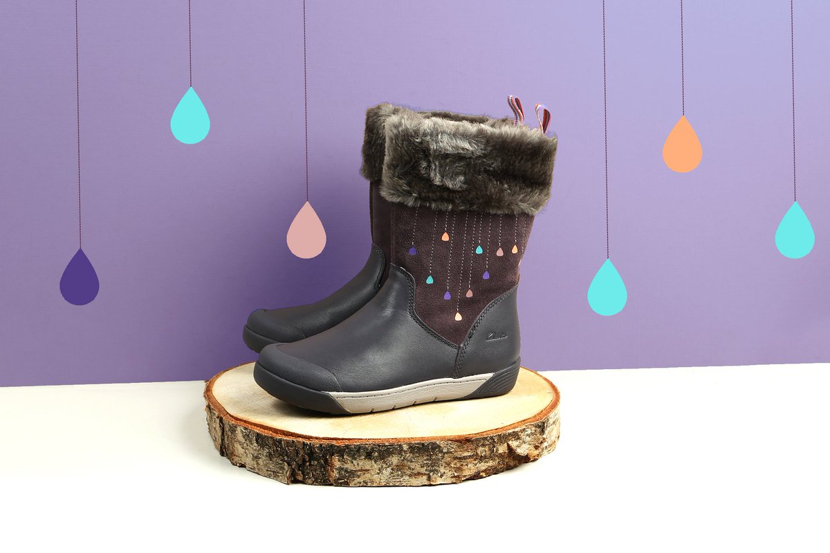 clarks girls boots