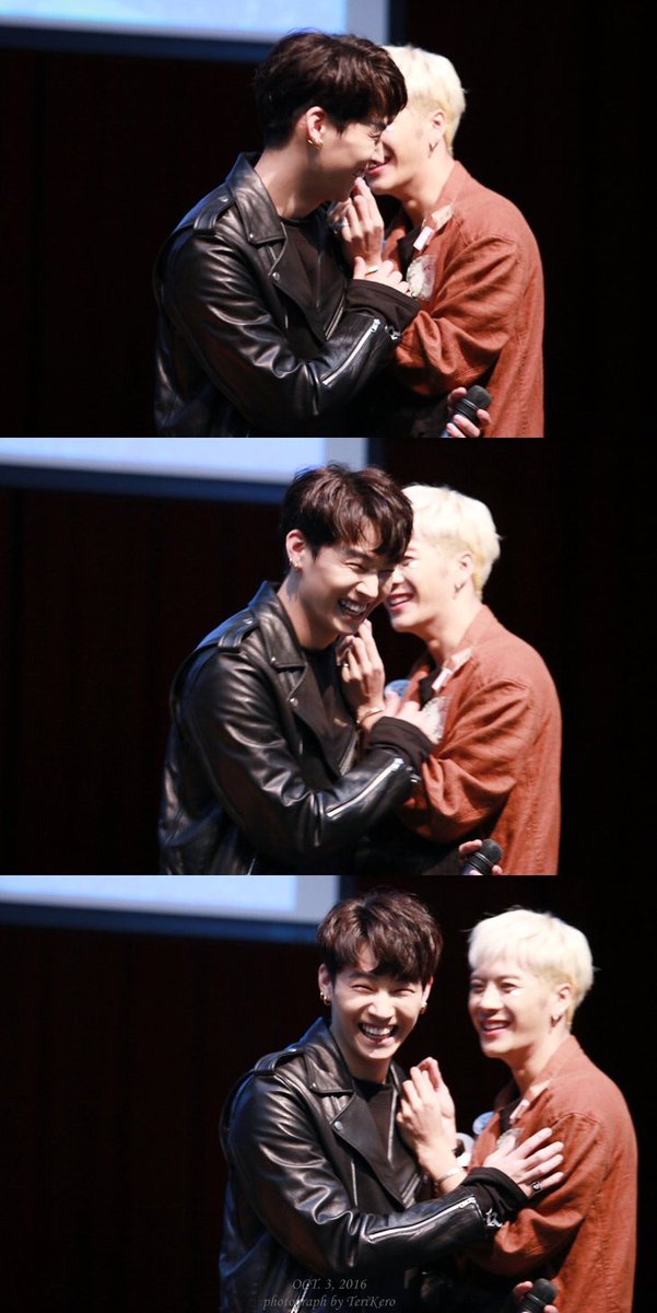 AT7_teen's tweet photo. في أكو�� من كذا!🙈😍💝🐥🌻
#jb #jackcon #GOT7 https://t.co/hN5p3yamqA