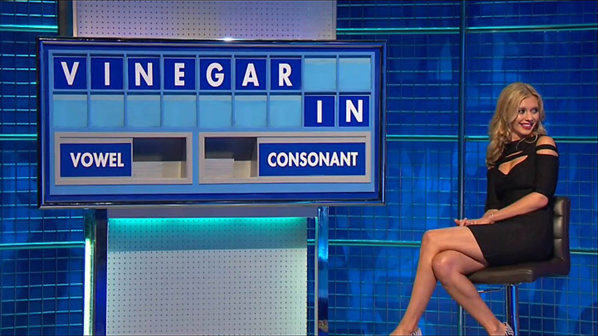 RachelRileyFC's tweet photo. Rachel Riley on #CatsCountdown on Saturday night. #Letters2 ๐ป #LBD https://t.co/egLPP5s8dL