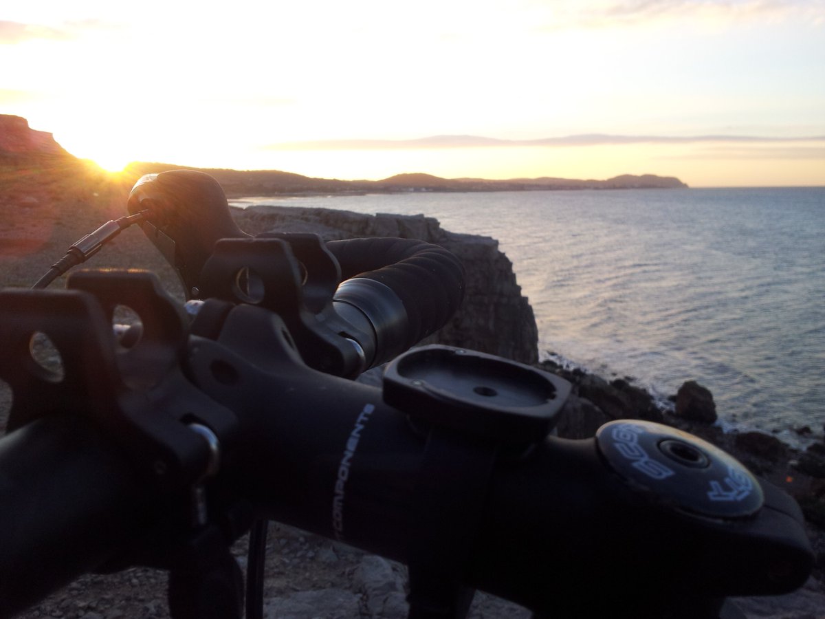 STEAMJONES's tweet image. Evening cycle on the #NorthWales coast and it's October!!