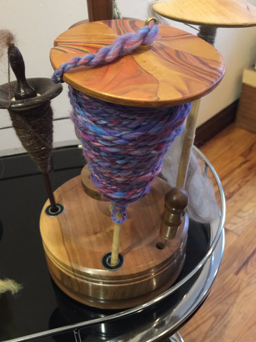 mirandatmims's tweet image. Happy spinning! #spinzilla2016