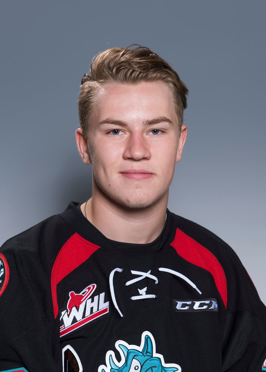 Reganrant's tweet image. Nice surprise at @Kelowna_Rockets morning skate. First interview with rookie Kyle Topping. Well spoken. Hear from him @AM1150 at 5:30 pm.