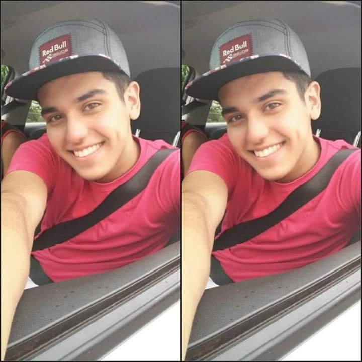 PicsLTrovoada's tweet image. Obrigada por existir seu merda! ❤