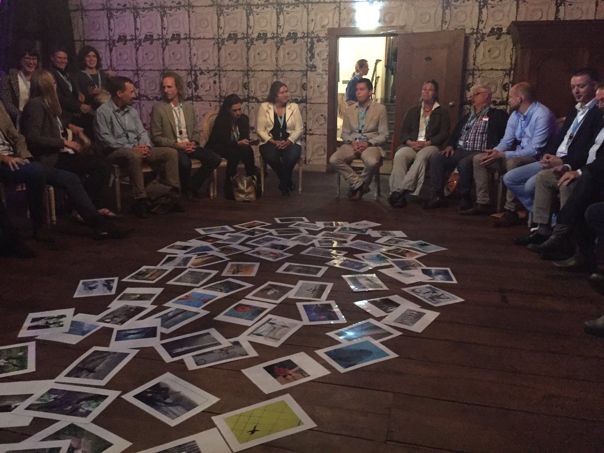 wwaardenburg's tweet photo. Storytelling door @MikeWoudstra @cjbmh #cjbmarketingevent https://t.co/C3kZqEM6y4