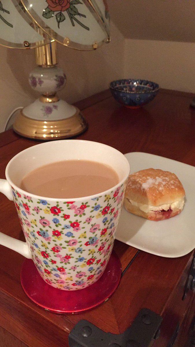 You know the drill <a href="/Rate_My_Tea/">Rate My Tea</a> - <a href="/YorkshireTea/">Yorkshire Tea</a> <a href="/Cath_Kidston/">Cath Kidston</a> mug, I've gone for a scone accompaniment this evening