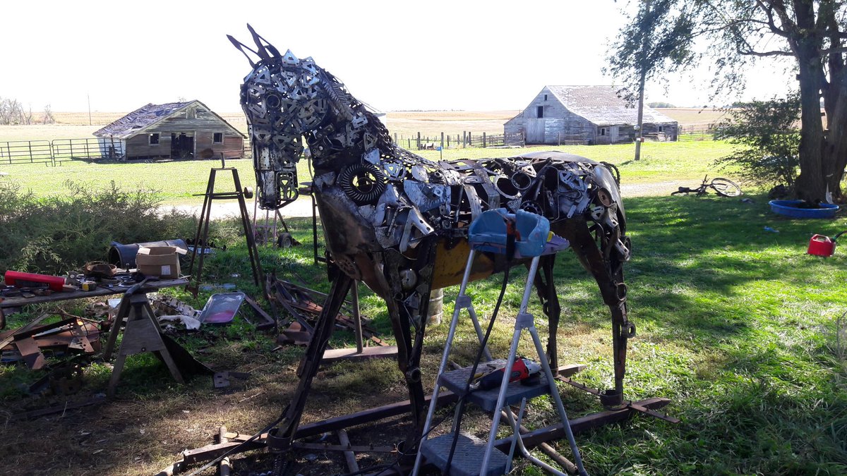 keith55082's tweet photo. Looking better #art #forsale #upcycle #recycling #recycle #EquineHour #Equine #horseracing #metalart #Vintage #farmingtoday #keithbooth https://t.co/Pih4DFutW4