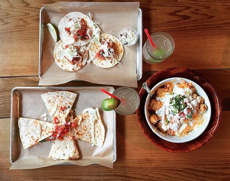 lobsternbeer's tweet photo. We 👀  you eyein’ these #lobster packed dishes. #lobstertacos #lobsterquesadilla #lobstertatertots https://t.co/wZ7MzTQWRU
