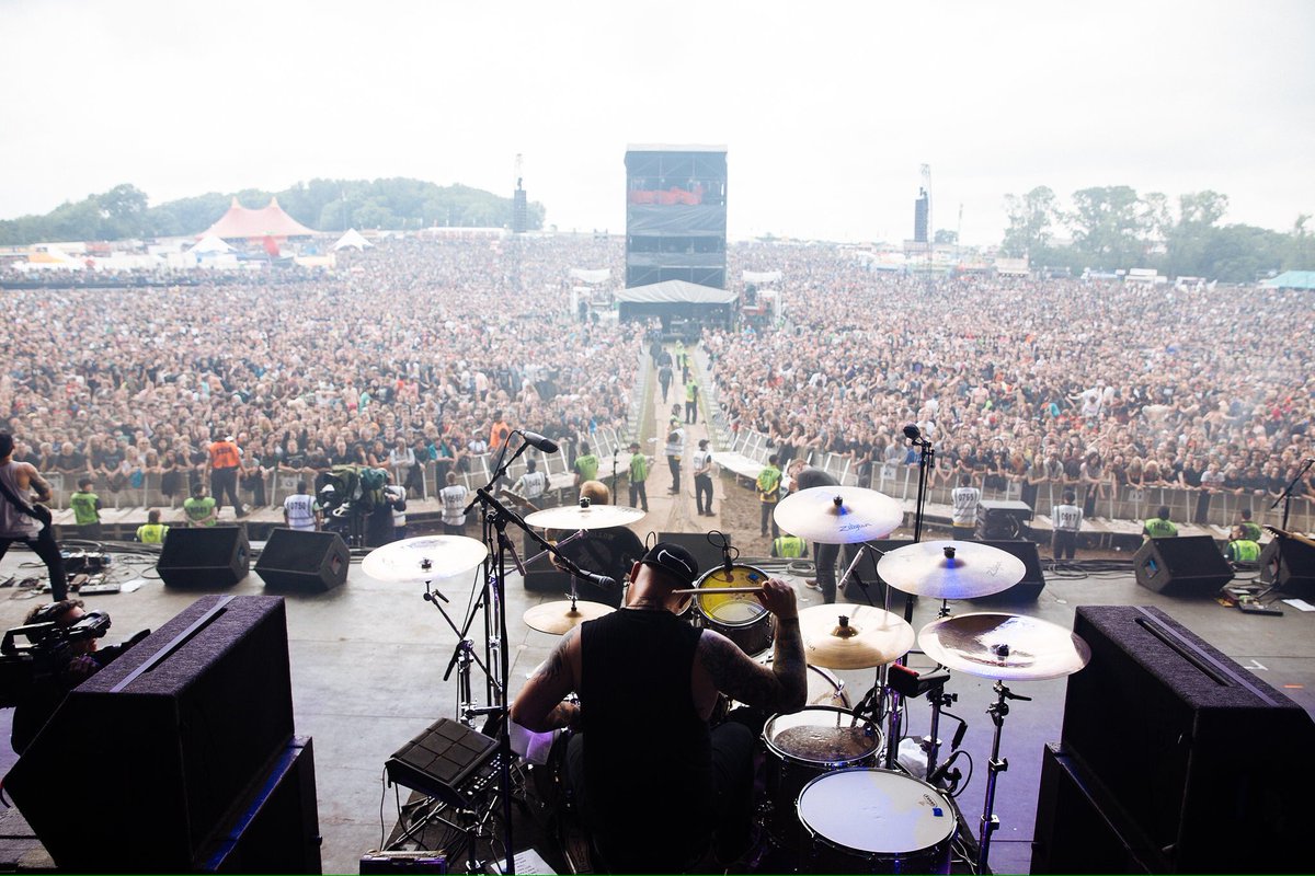 Imagine playing for a crowd like that <a href="/DownloadFest/">Download Festival</a> #drummergoals