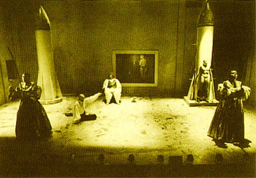 CriticalMassPG's tweet image. "The Hip-Hop Waltz of Eurydice" by Reza Abdoh
1990, Los Angeles Theatre Center
#lathtr #entrancing