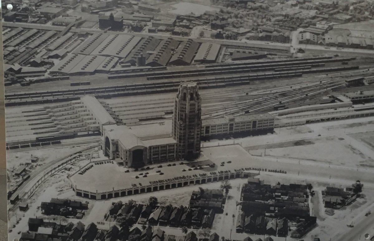 BHigginsBflo's tweet photo. The Buffalo @CentralTerminal is a truly historic Icon. Restoring its relevance would be an enormous asset to WNY. https://t.co/ce3DXdLFq1