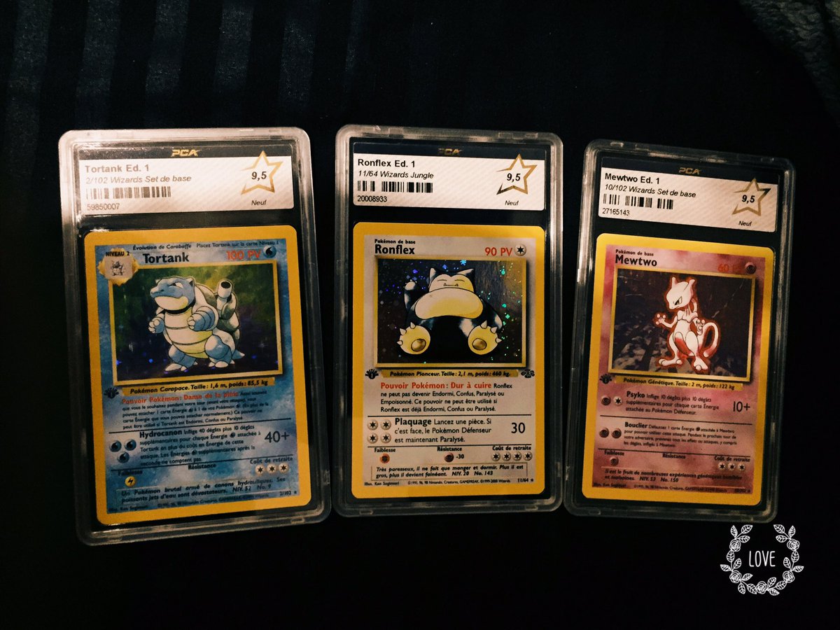 coindespokemon's tweet photo. Je ne regrette vraiment pas! #PCAGRADE #pokemon #edition1 #Setdebase https://t.co/d5suGP8EPj