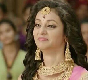 KajolFctm's tweet photo. #Devi #LastWeeKOfCAS @Ashoka_Colors https://t.co/C1uX6N6d1T